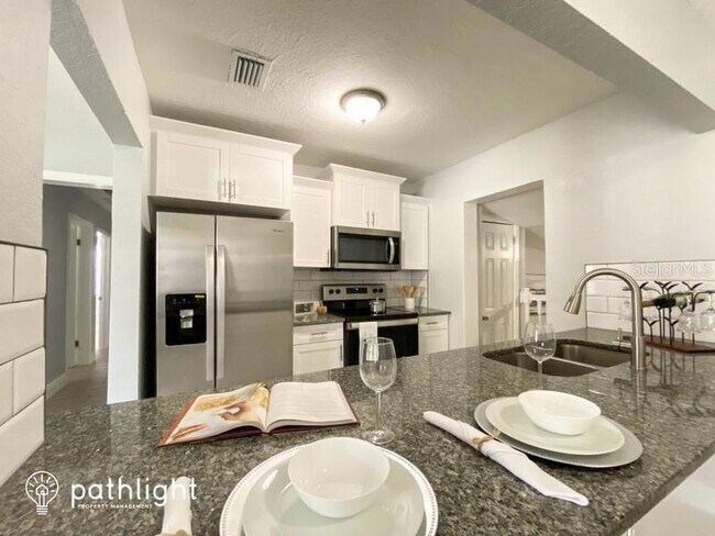 Building Photo - 1241 Nicholson Street, Clearwater, FL, 33755