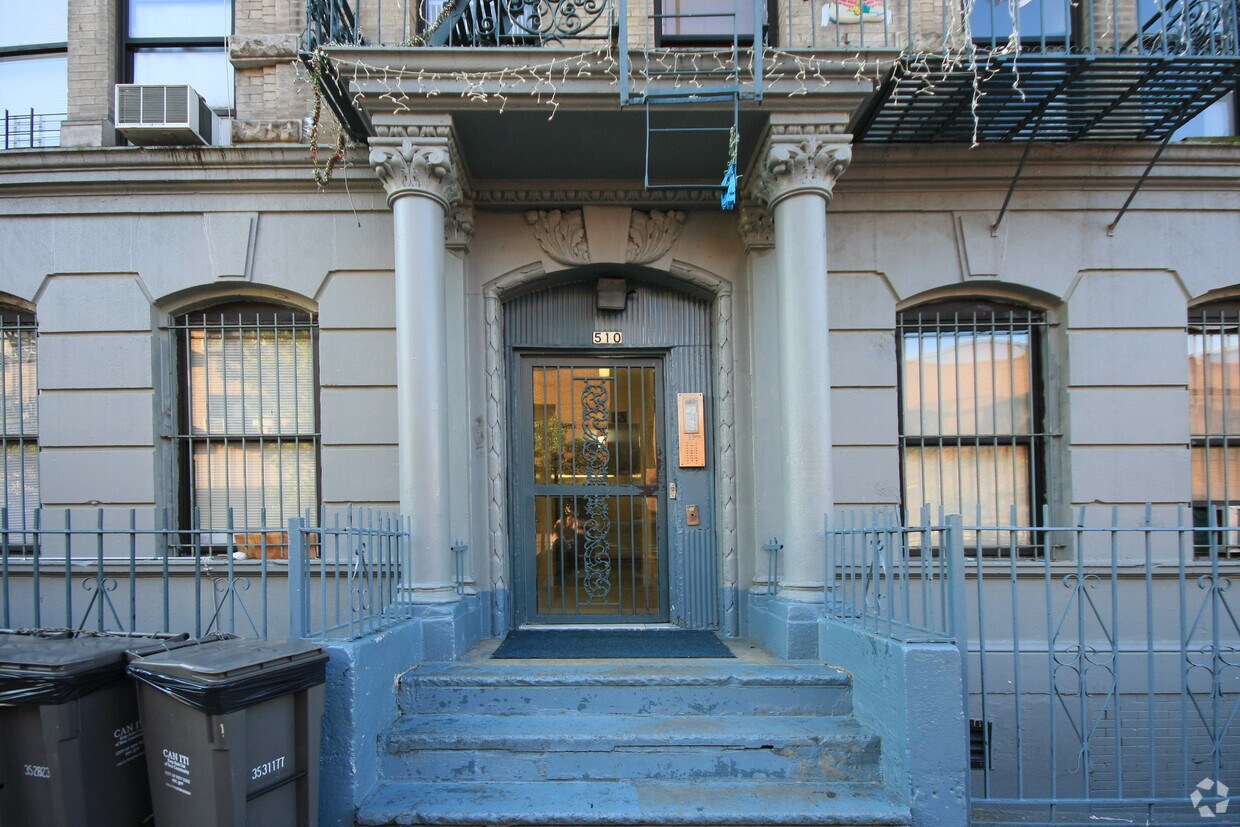 Building Photo - 510-512 W 146th St