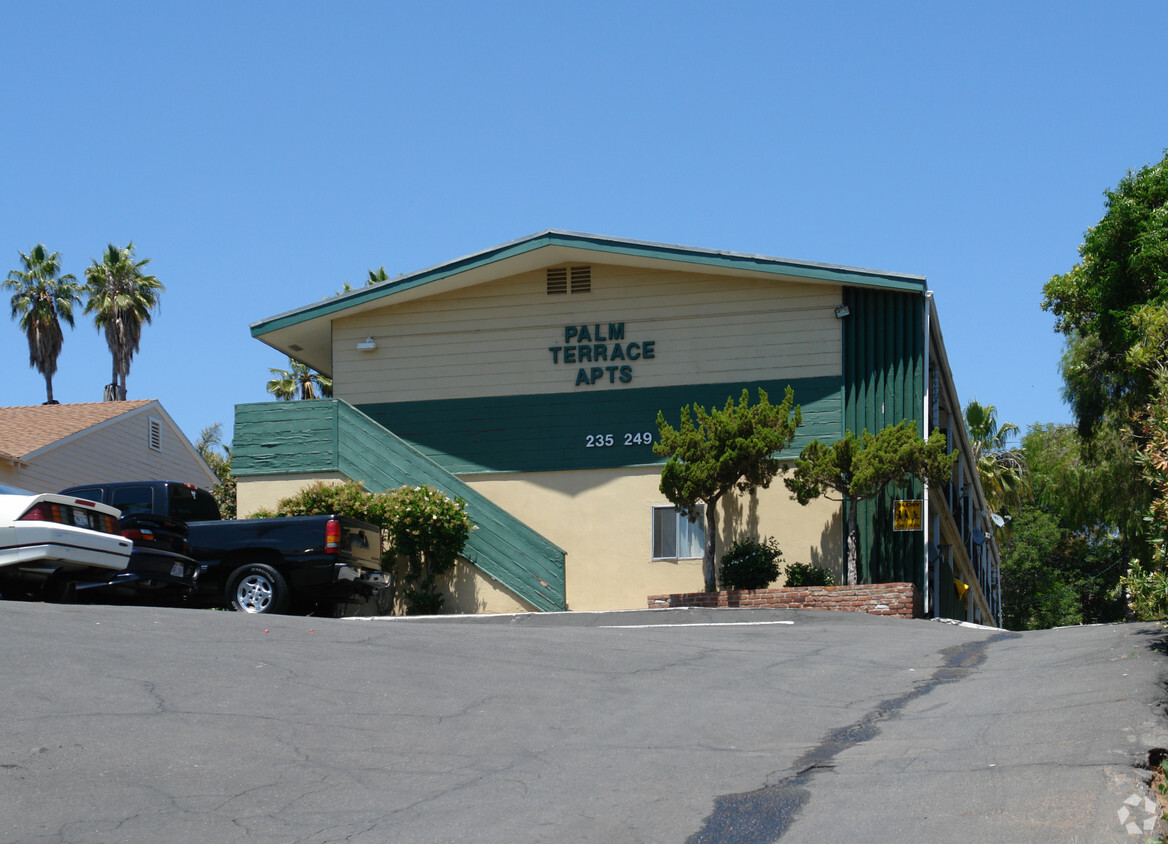 Building Photo - Palm Drive Apartments