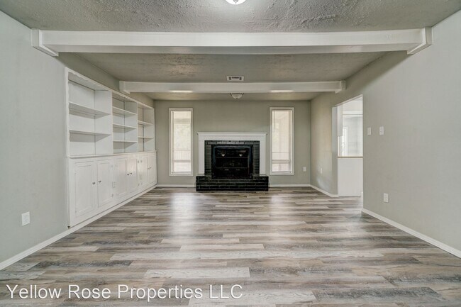 Foto del edificio - 3 br, 2 bath House - 11701 Jeffery Road