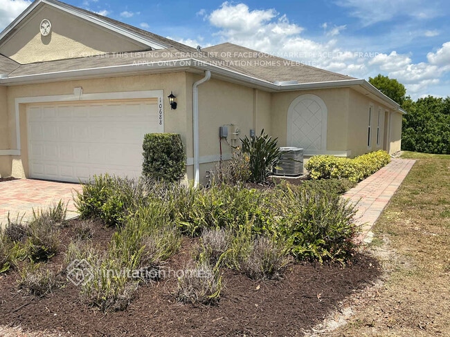 Building Photo - 10688 Crossback Ln