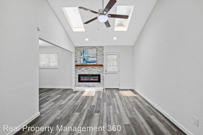 Building Photo - 3 br, 2 bath House - 2919 David Ln