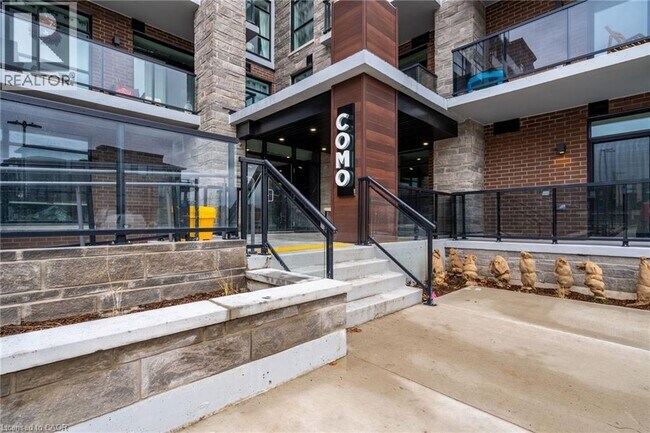 Building Photo - 508 N Service Rd