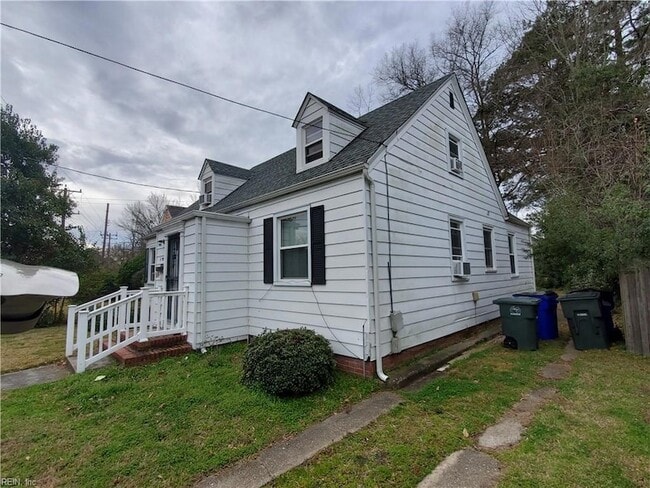 Photo - 5905 Hampton Blvd House