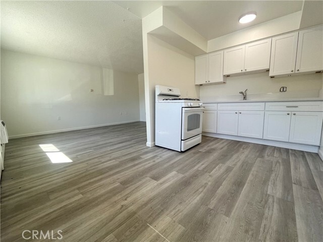 Foto del edificio - 1342 Agate Ave