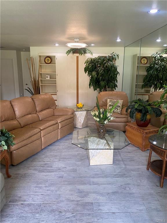 Foto del edificio - 35200 Cathedral Canyon Dr