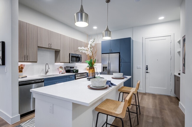 Building Photo - The Flynn at Live Oak