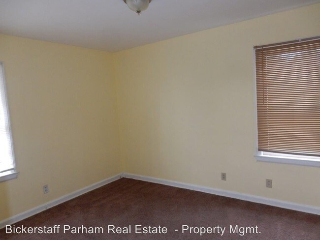 Building Photo - 3 br, 1 bath House - 13 Malone Drive