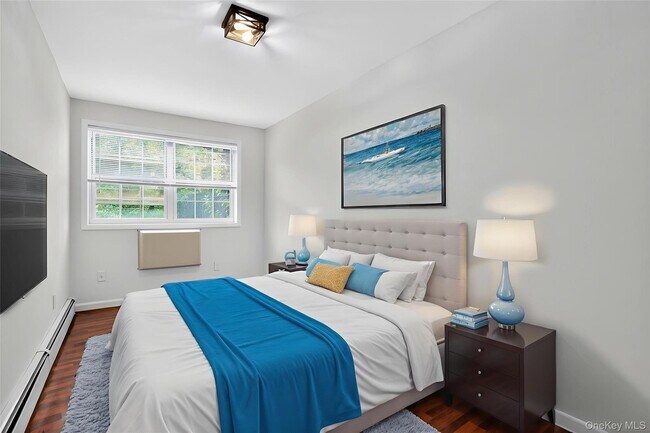 Foto del edificio - 596 E 164th St