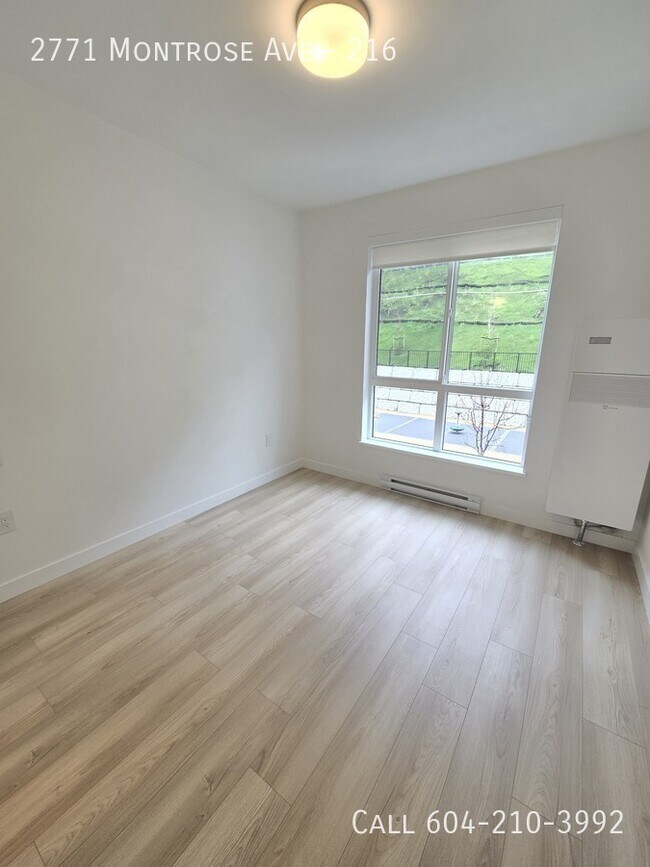Photo du bâtiment - Brand New Condo in the Rail District