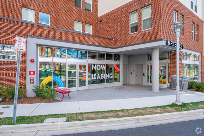 entrance - Aspen Heights College Park