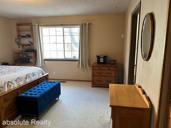 Foto del edificio - 3 br, 2 bath House - 915 Mountain View Dr