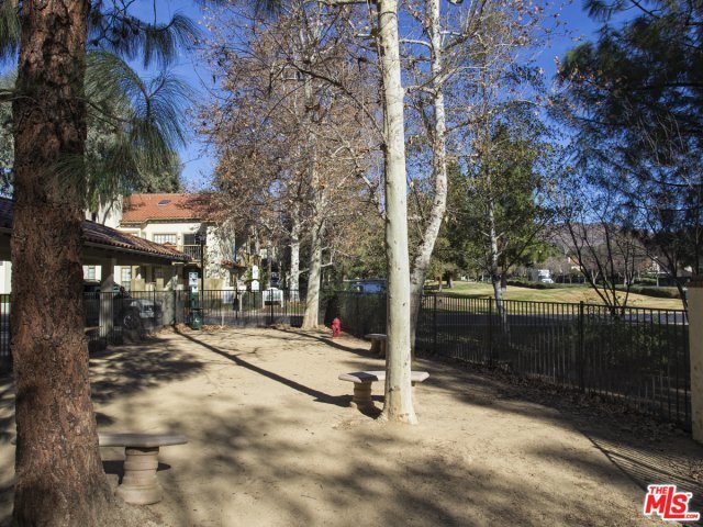 Foto del edificio - 973 Westcreek Ln