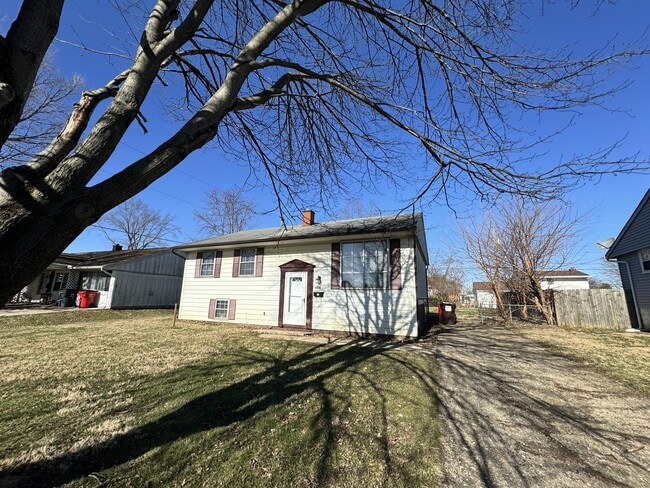 Building Photo - 5141 Fairlane Rd