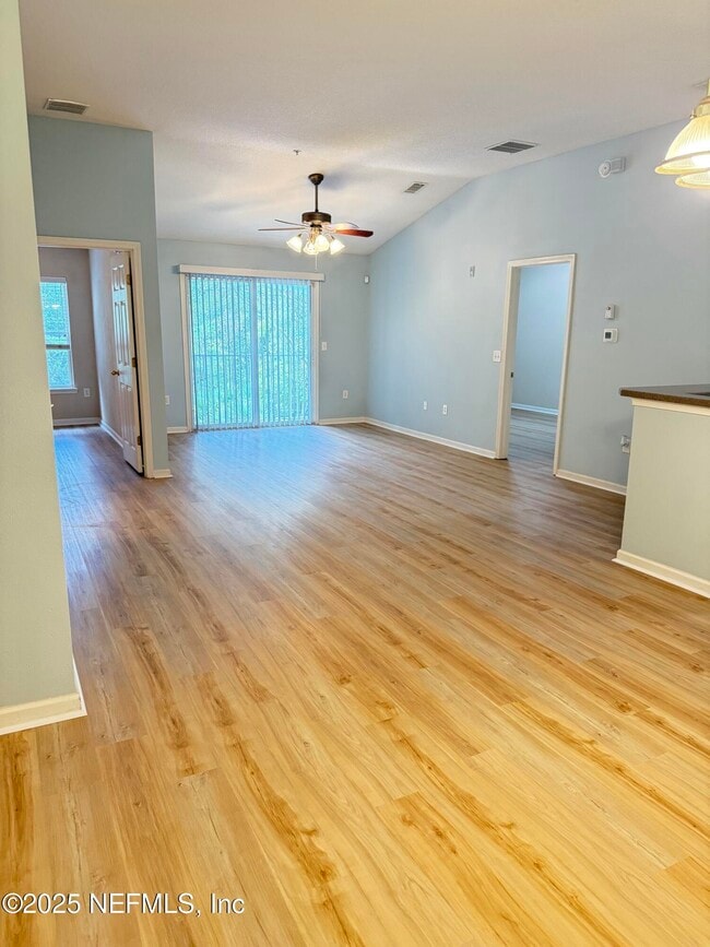 Foto del edificio - 13832 Herons Landing Way