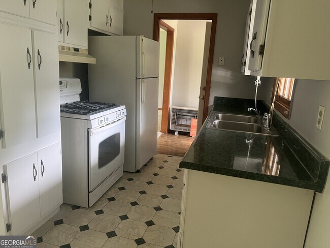 Foto del edificio - 1314 Greenbriar Dr
