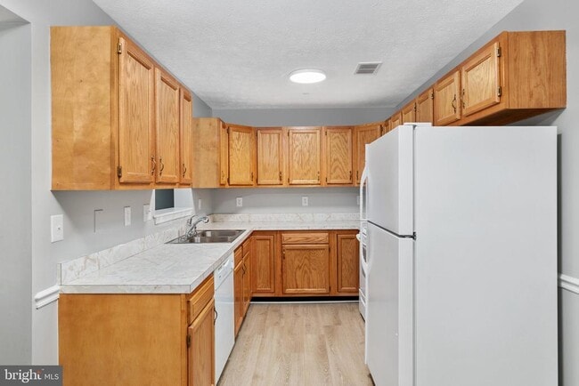 Foto del edificio - 165 Hailey Ln