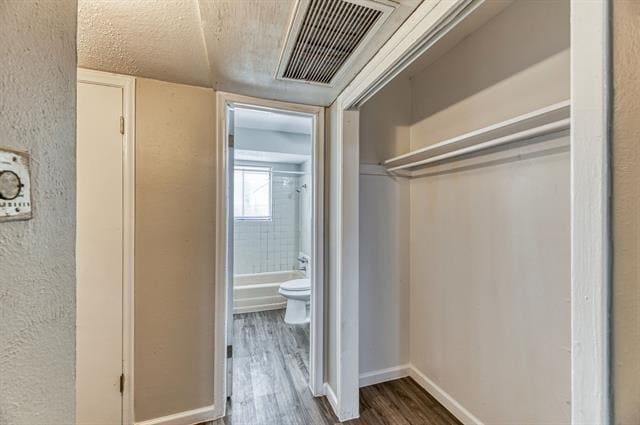 Building Photo - 5315 Columbia Ave