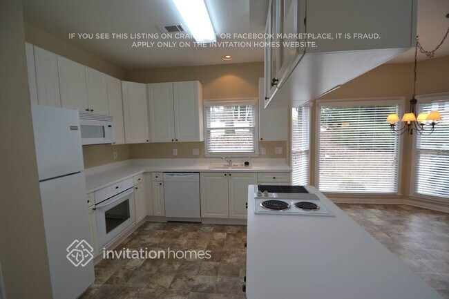 Foto del edificio - 7105 Amberleigh Way