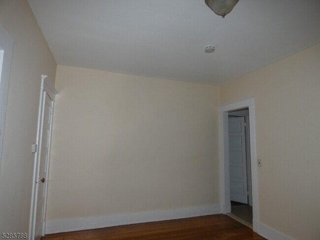 Foto del edificio - 199 E Main St