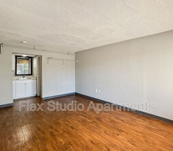 Building Photo - 3600 Albright Rd