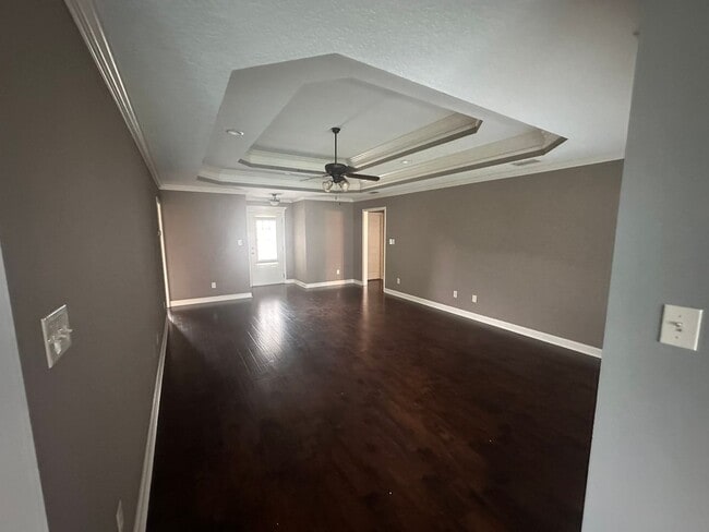 Building Photo - Stunning 3 Bed, 2 Bath Hahira Rental