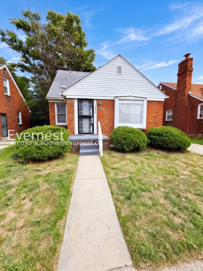 Building Photo - 18820 Klinger St