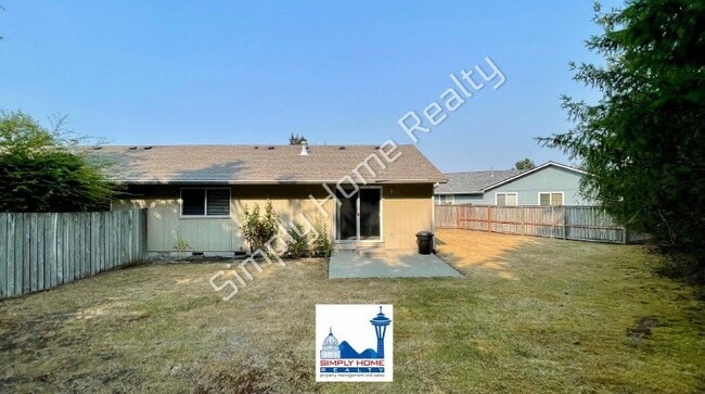 Building Photo - 921 Avalon Ct SE