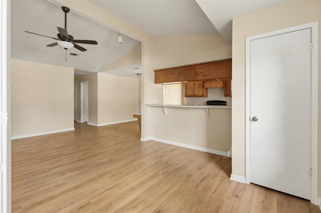 Foto del edificio - 1712 Hazelwood St