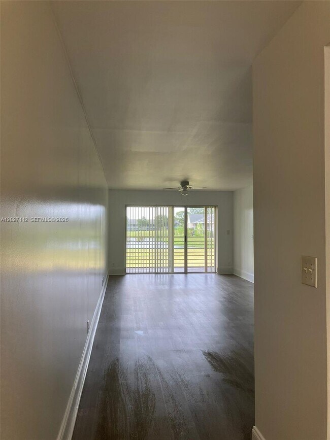 Building Photo - 2803 N Course Dr