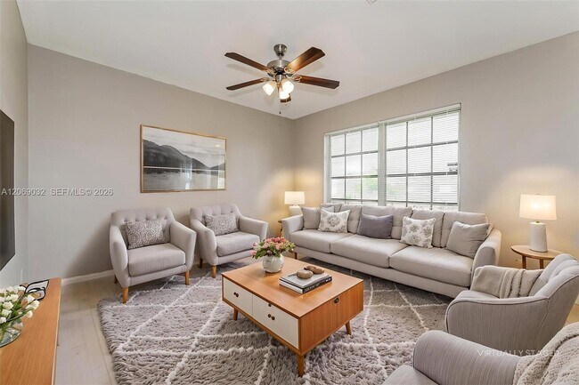 Foto del edificio - 687 SW Heather St