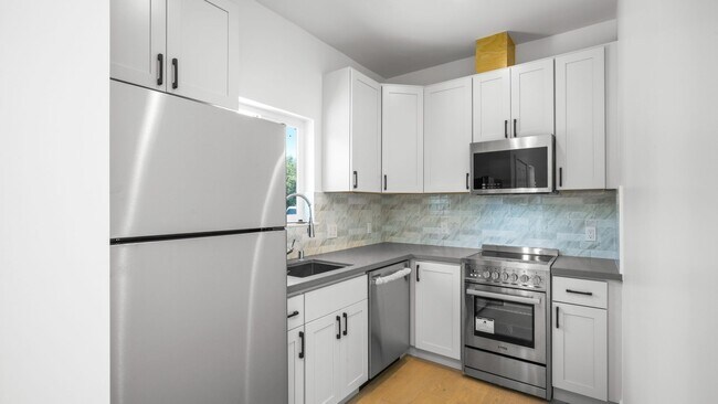 Foto del edificio - 348 San Pablo Ave