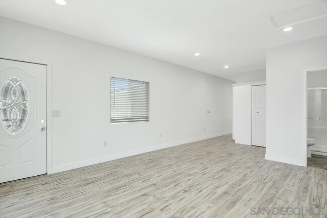 Foto del edificio - 4624 Idaho St