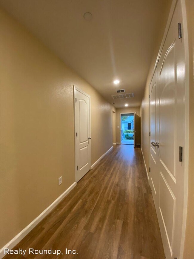 Foto del edificio - 3 br, 2 bath House - 5229 Ocean Ln