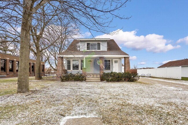 Foto del edificio - Completely Remodeled 2 Bed- Available Now!!