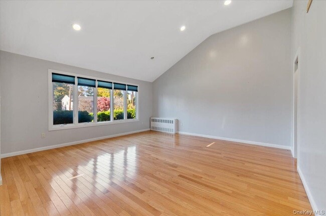 Building Photo - 25 Belmont Dr W