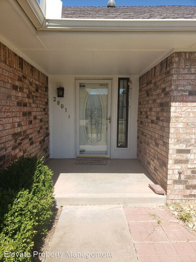 Primary Photo - 3 br, 2 bath House - 2801 Mustang Trails