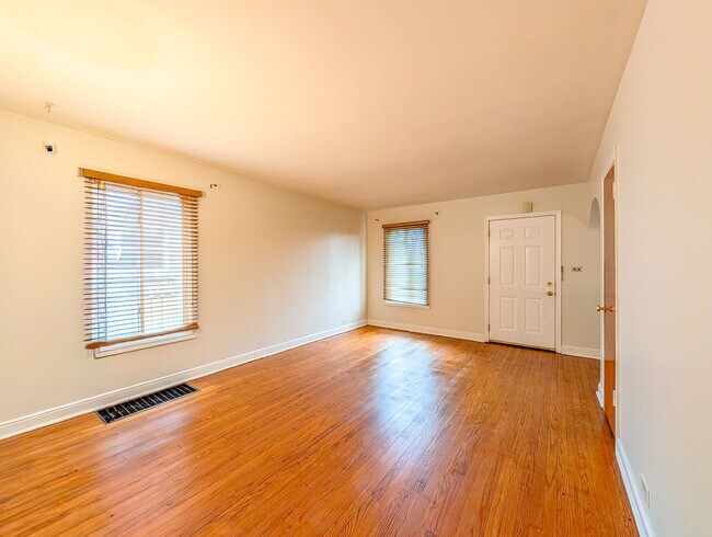 Foto del edificio - Great starter  home for rent