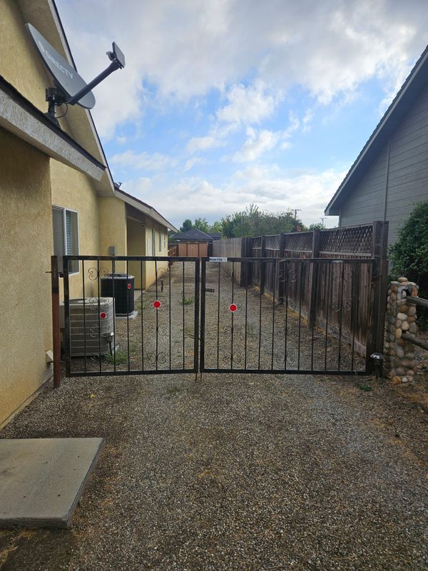 Foto del edificio - 17960 Swaps Ct