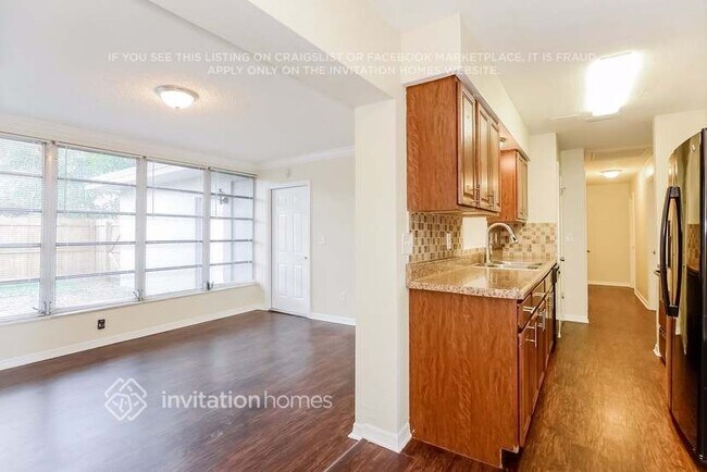 Building Photo - 2316 Americus Dr