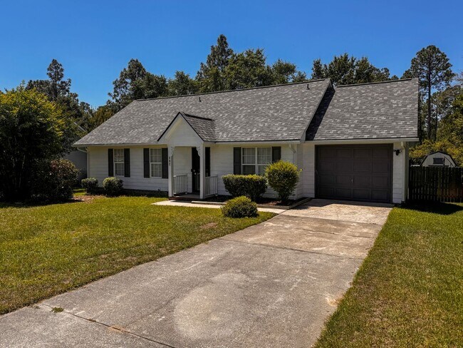 Foto del edificio - Charming 3 Bed 2 Bath Home in Cameron