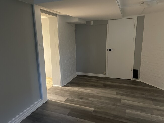 Building Photo - 133 Essex St