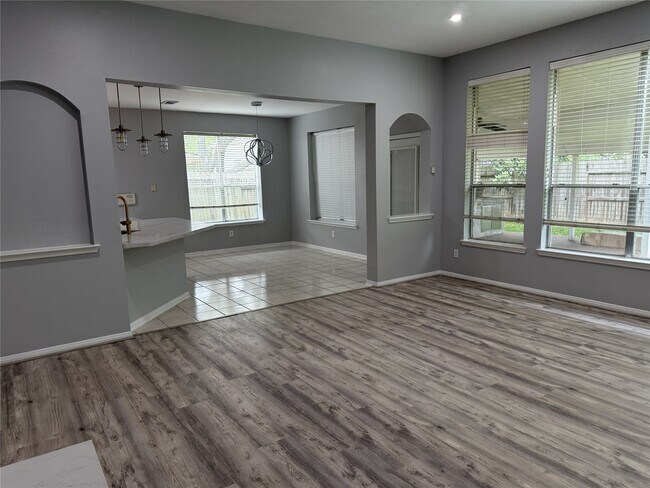 Foto del edificio - 1134 Evandale Ln