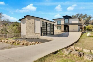 Building Photo - 1304 Minnie Dr