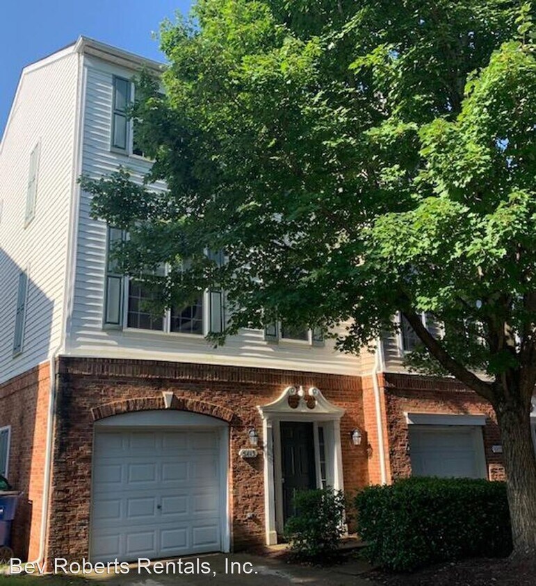 2 br, 2.5 bath House 5413 Rebecca Lynn Lane House Rental in Raleigh