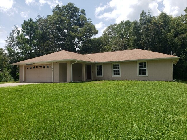 Building Photo - 6682 Hemlock Rd