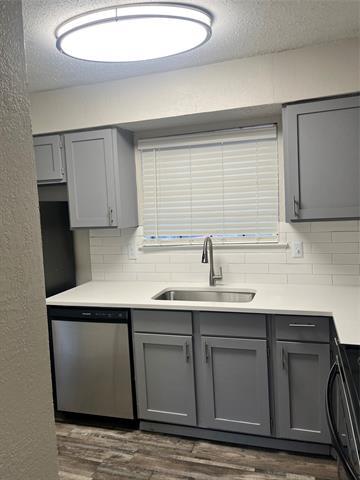 Building Photo - 1400 W Lamar Blvd