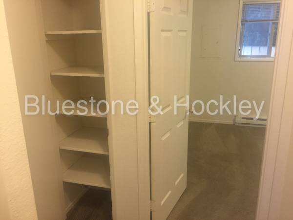 Foto del edificio - 2416 SE Taylor St