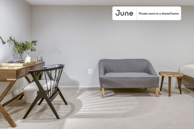 Building Photo - Room in Shared 5 bed/2.5 bath home