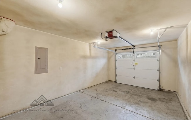 Building Photo - Whit218